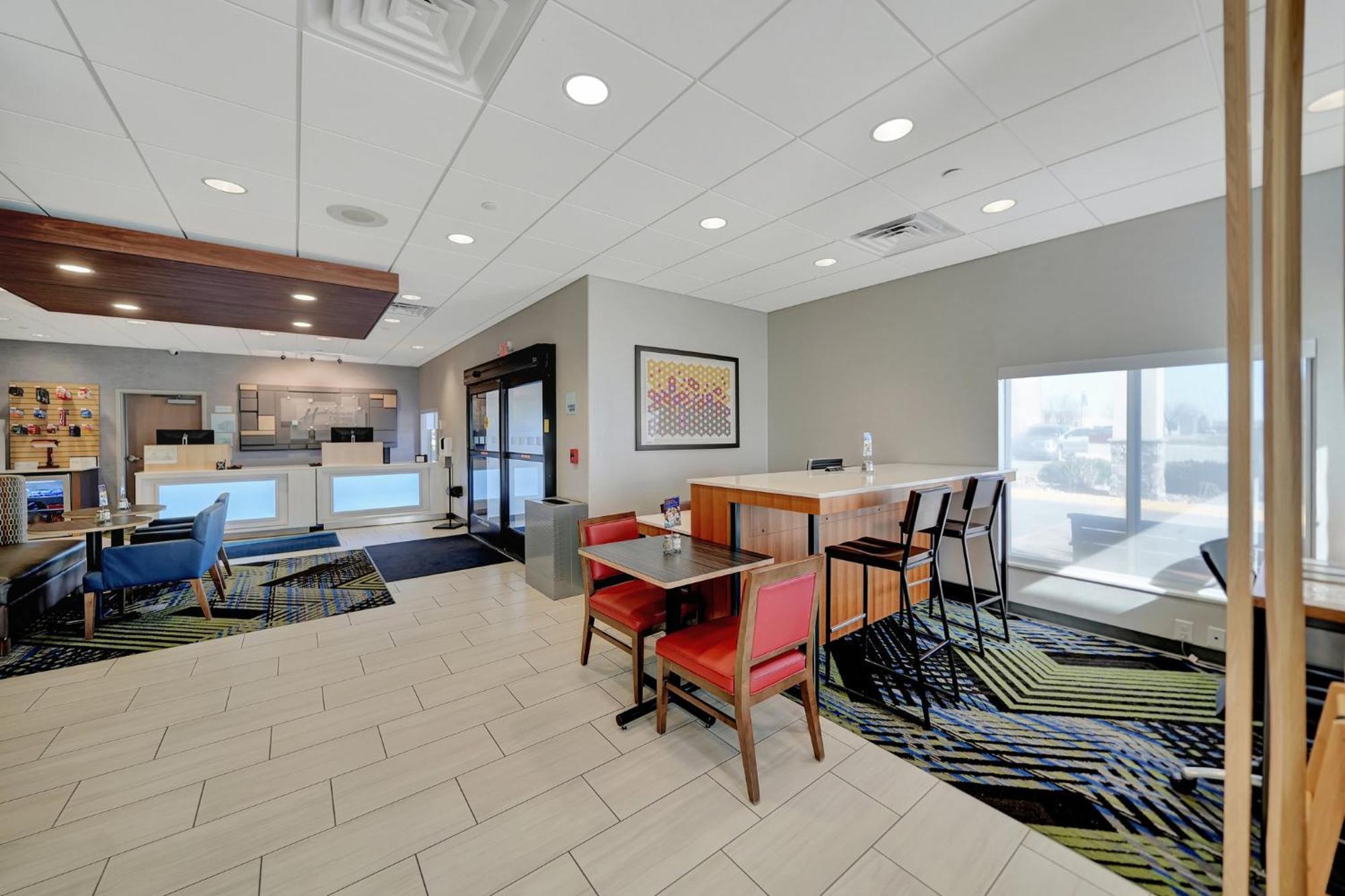 Holiday Inn Express Hotel&Suites Beatrice Exterior foto